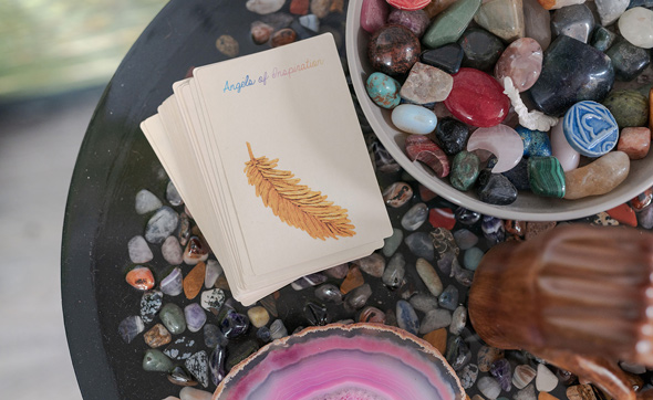 angels of inspiration cards and gemstones